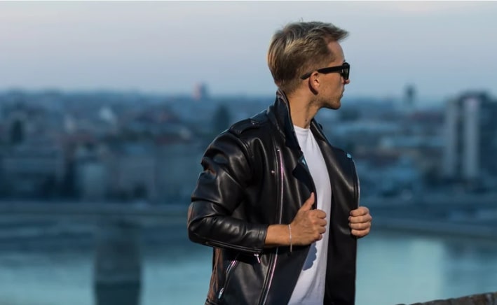 are varsity jackets in style 12 A varsity jacket is always appropriate for any season
