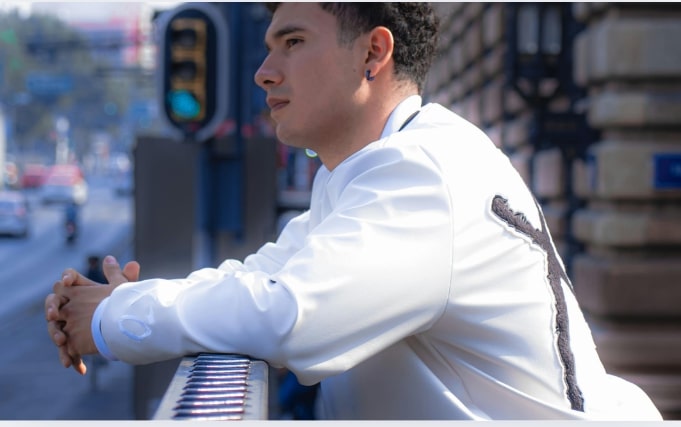are varsity jackets in style 5 Varsity jackets can be dressed up or… down within 2.5 seconds